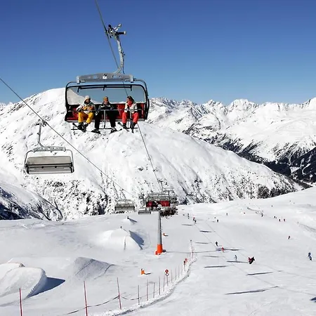 מלון Garni Gruenmoos