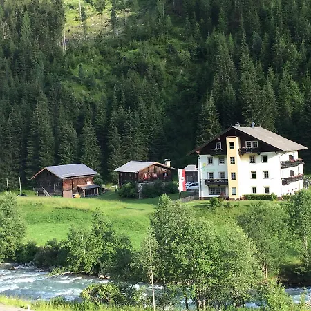 Garni Grünmoos 3*