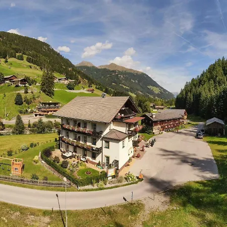 Garni Grünmoos Hotel St. Jakob in Defereggen